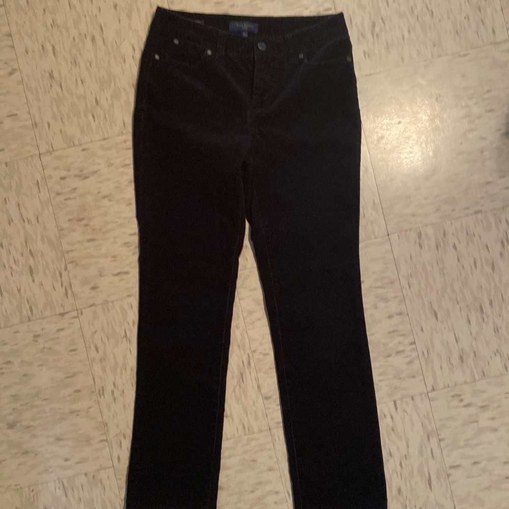 Talbots petite 4p, Heritage style, black, cordoroy fabric pants, good condition.